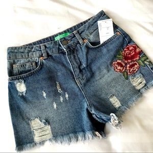 NWT Anthropologie United Colors of Benetton floral ripped shorts